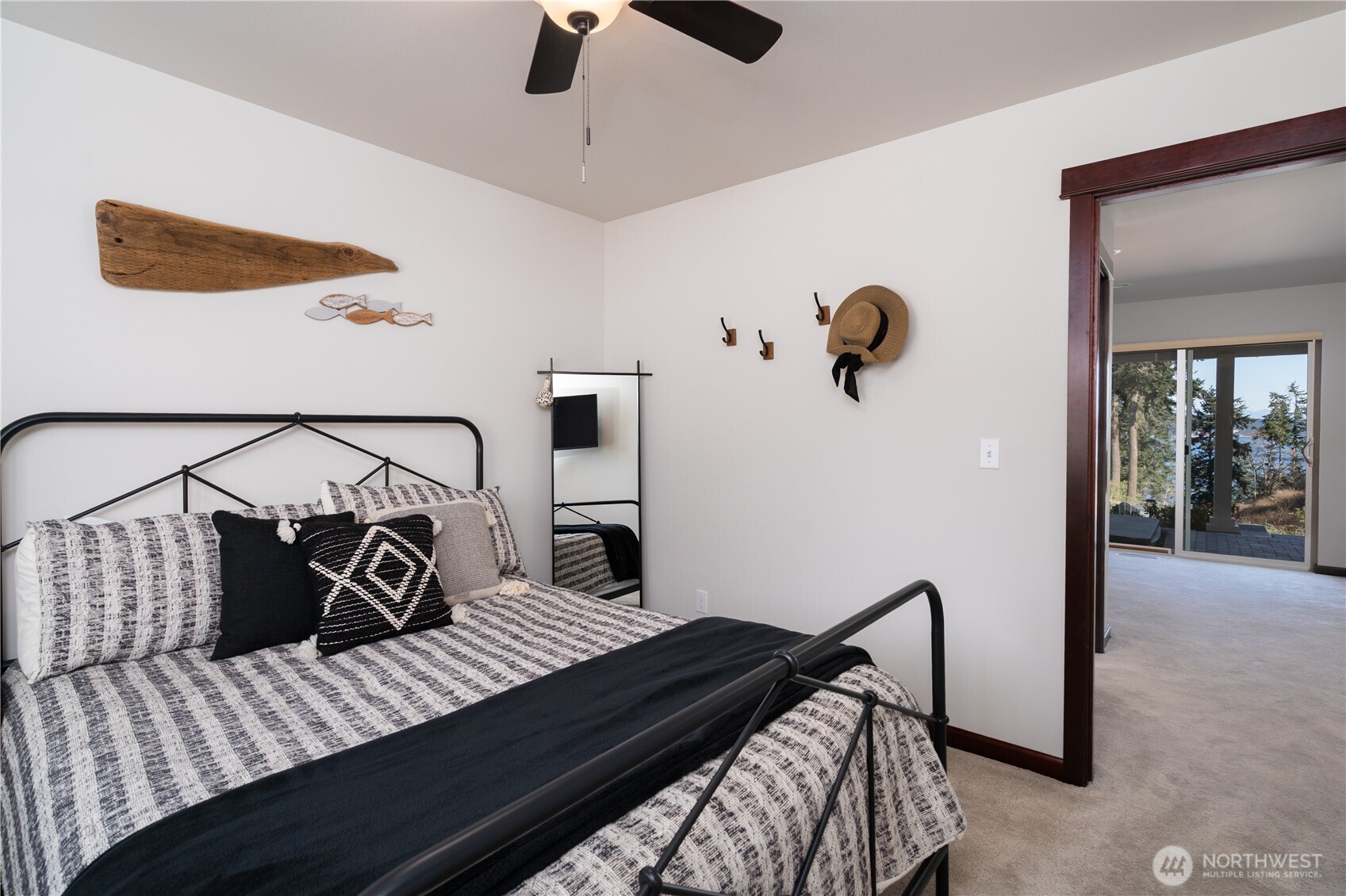 2303 North Bluff Road Greenbank WA 98253