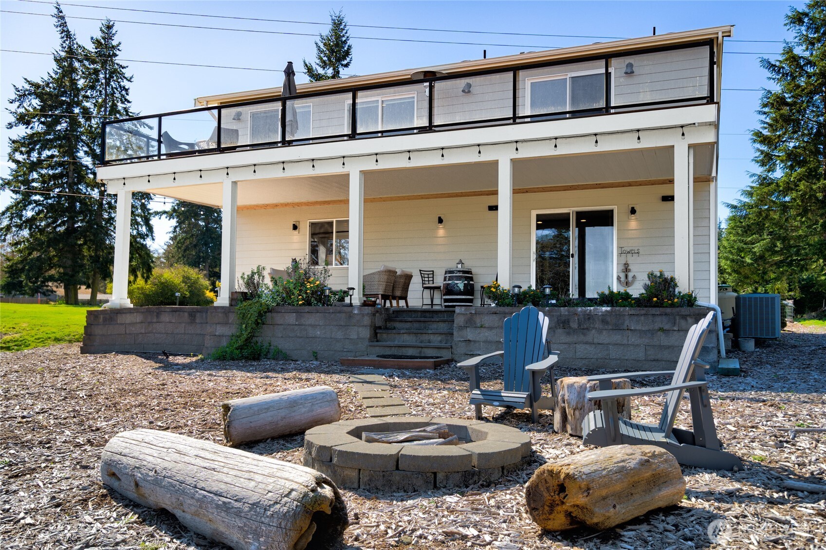 2303 North Bluff Road Greenbank WA 98253