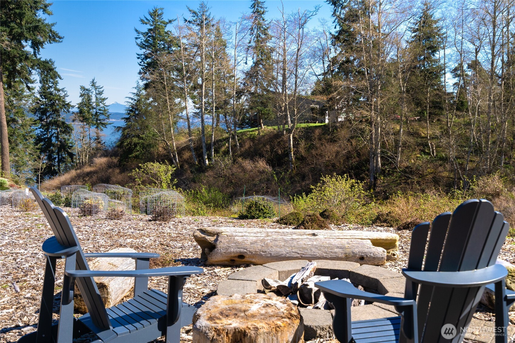 2303 North Bluff Road Greenbank WA 98253