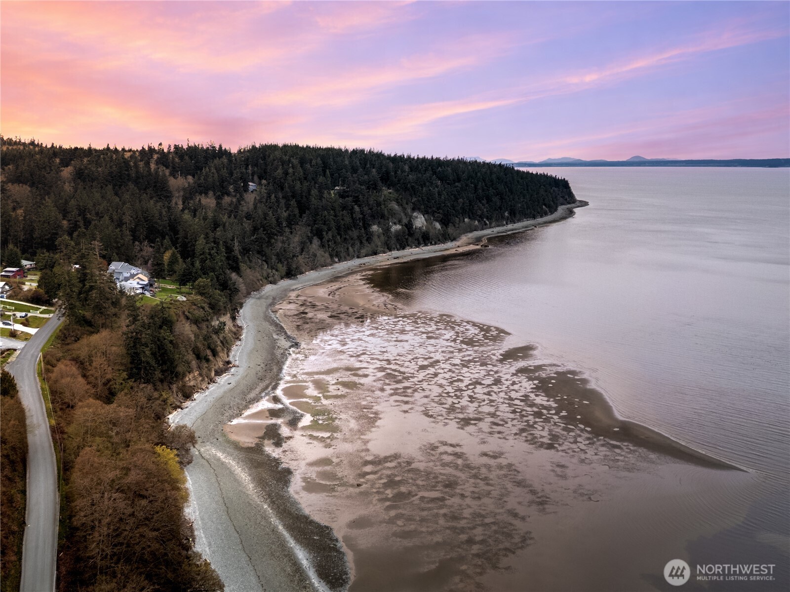 2303 North Bluff Road Greenbank WA 98253