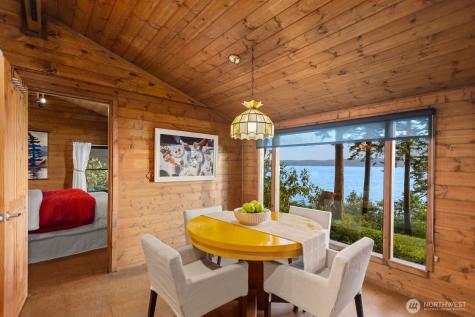 2726 Sea Garden Lane Camano Island WA 98282