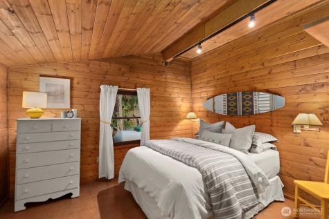 2726 Sea Garden Lane Camano Island WA 98282