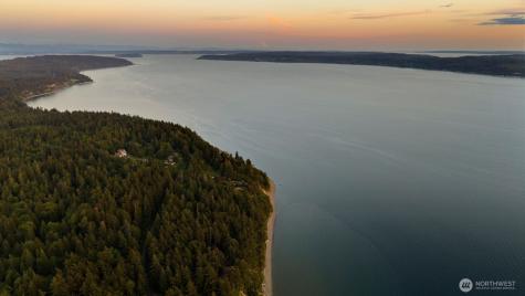 2726 Sea Garden Lane Camano Island WA 98282