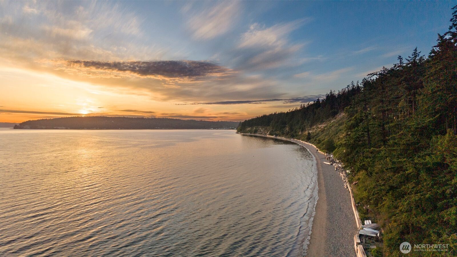 2726 Sea Garden Lane Camano Island WA 98282