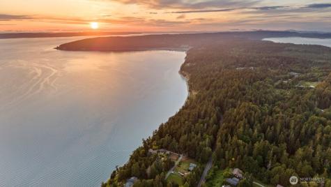 2726 Sea Garden Lane Camano Island WA 98282