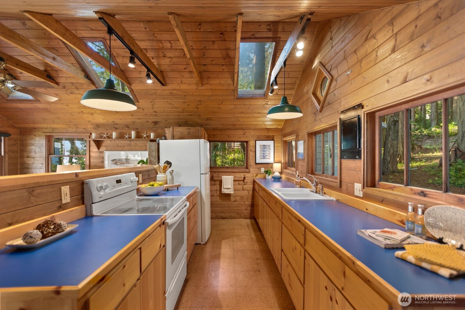 2726 Sea Garden Lane Camano Island WA 98282