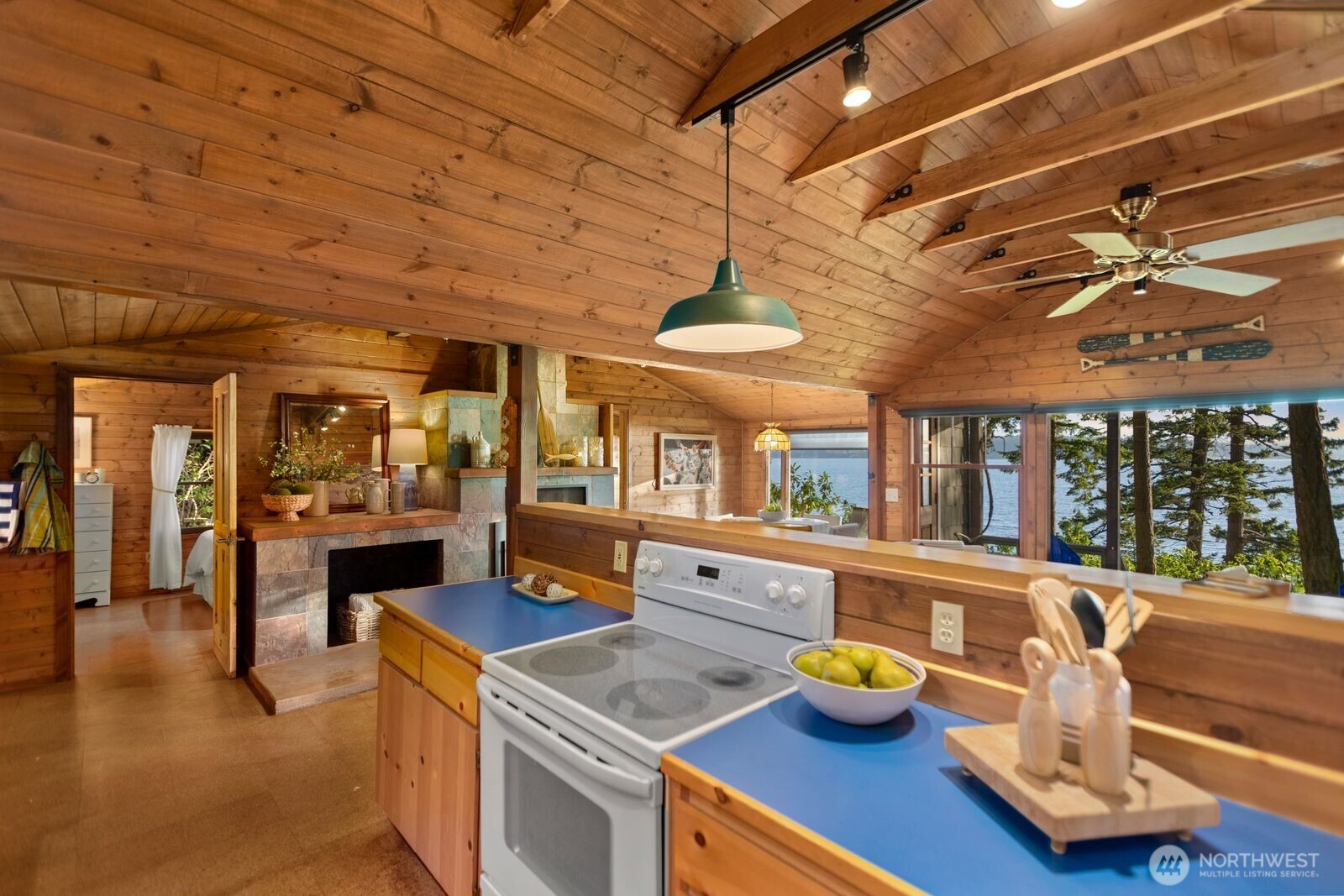 2726 Sea Garden Lane Camano Island WA 98282