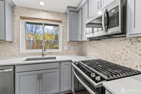 914 S 28th Street Mount Vernon WA 98274