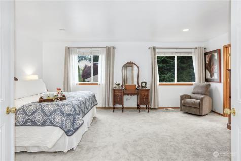 1227 199th Street Sw Lynnwood WA 98036