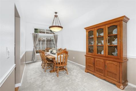 1227 199th Street Sw Lynnwood WA 98036