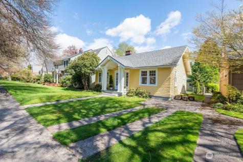 1424 25th Avenue Longview WA 98632