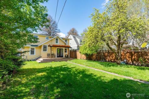 1424 25th Avenue Longview WA 98632