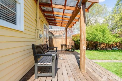 1424 25th Avenue Longview WA 98632