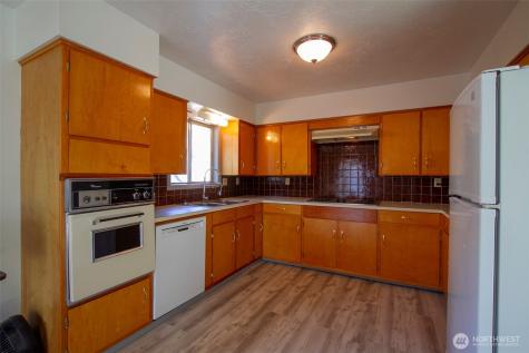 159 E 10th Avenue Colville WA 99114