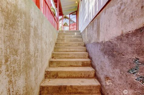 159 E 10th Avenue Colville WA 99114