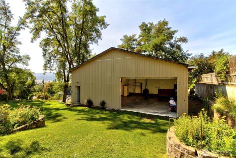 159 E 10th Avenue Colville WA 99114