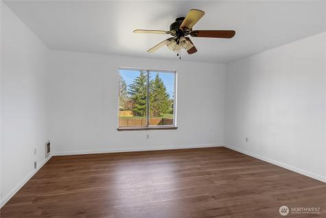 34806 10th Place SW Federal Way WA 98023