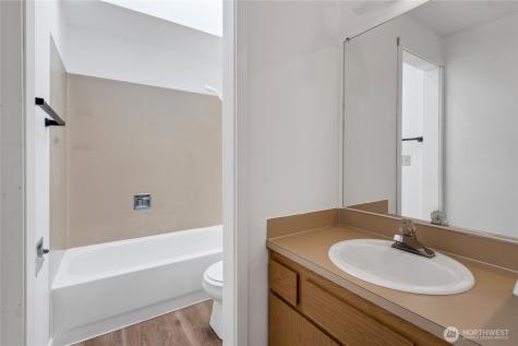 34806 10th Place SW Federal Way WA 98023