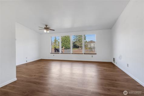 34806 10th Place SW Federal Way WA 98023