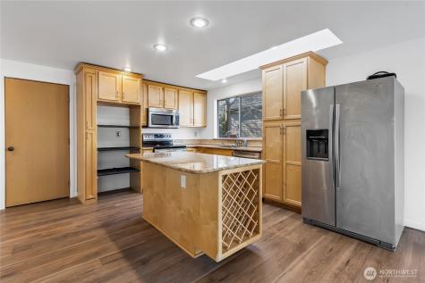 34806 10th Place SW Federal Way WA 98023
