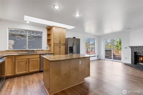 34806 10th Place SW Federal Way WA 98023