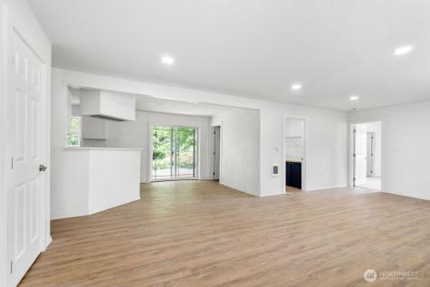 13 Barrett Road W Montesano WA 98563