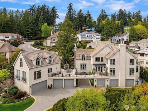 8496 NE Woodland Cove Drive Kirkland WA 98034