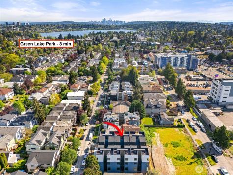 8863 Midvale Avenue N Seattle WA 98103