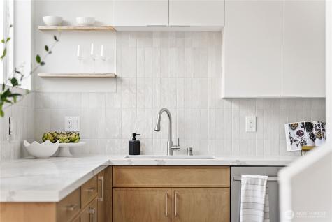 8863 Midvale Avenue N Seattle WA 98103