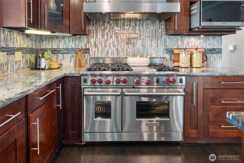 13603 SE 55th Place Bellevue WA 98006