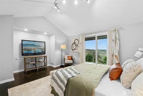 13603 SE 55th Place Bellevue WA 98006