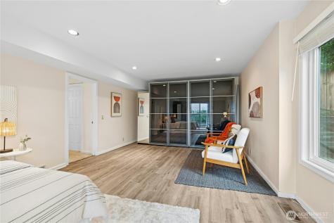 13603 SE 55th Place Bellevue WA 98006