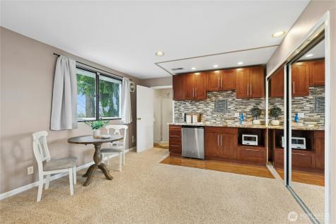 13603 SE 55th Place Bellevue WA 98006