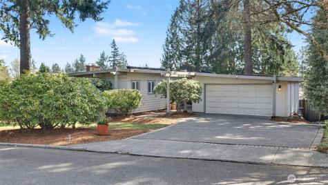 912 168th Place NE Bellevue WA 98008