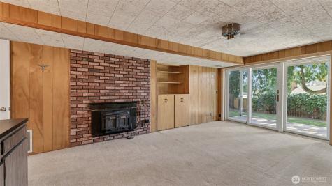 912 168th Place NE Bellevue WA 98008
