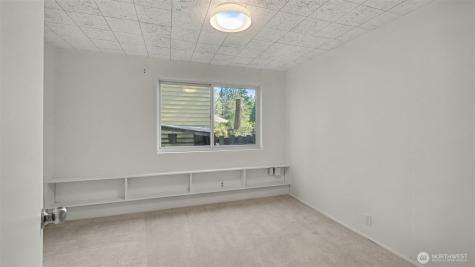 912 168th Place NE Bellevue WA 98008