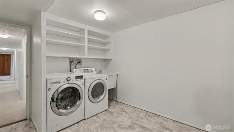 912 168th Place NE Bellevue WA 98008