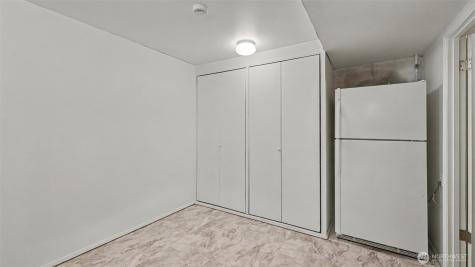 912 168th Place NE Bellevue WA 98008
