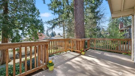 912 168th Place NE Bellevue WA 98008