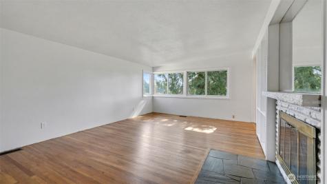 912 168th Place NE Bellevue WA 98008