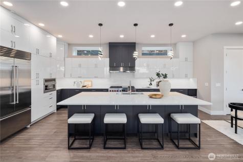 8814 NE Juanita Drive Kirkland WA 98034