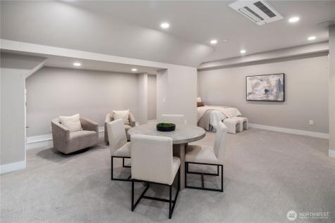 8814 NE Juanita Drive Kirkland WA 98034