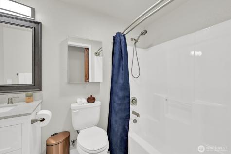 18232 Township Court SW Rochester WA 98579