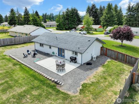 18232 Township Court SW Rochester WA 98579