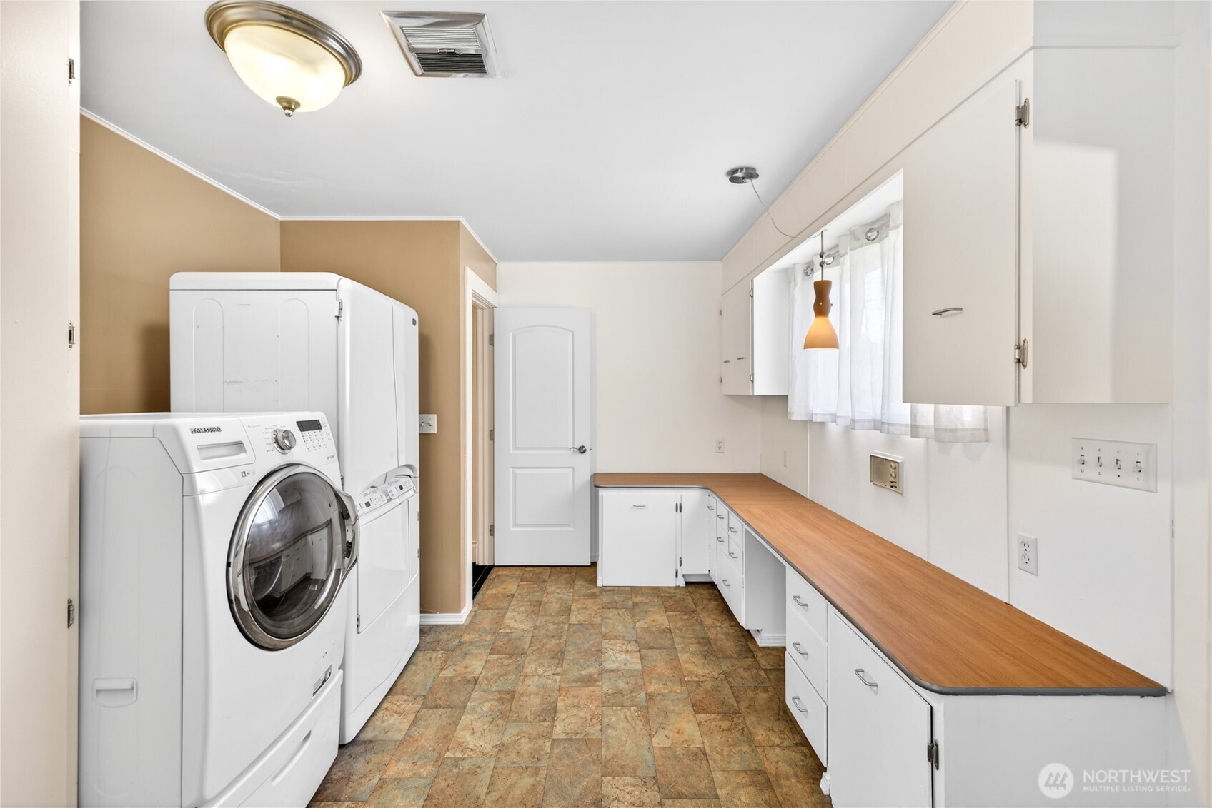 921 NW 1st Avenue Ephrata WA 98823