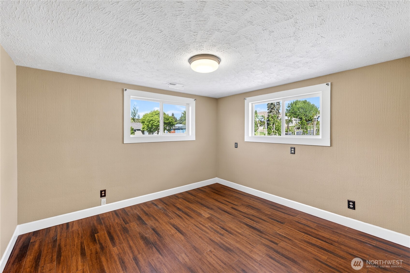 921 NW 1st Avenue Ephrata WA 98823