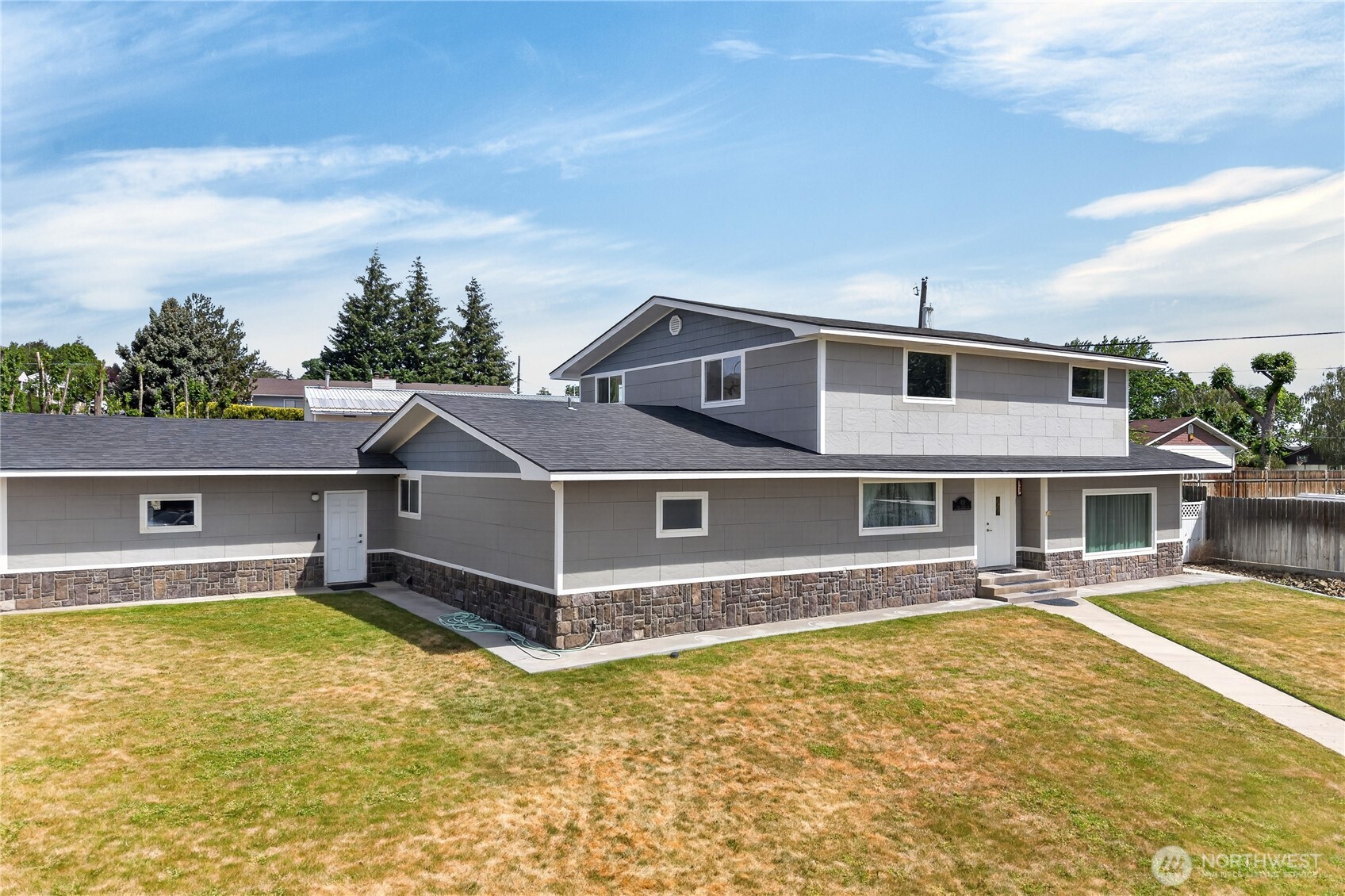 921 NW 1st Avenue Ephrata WA 98823