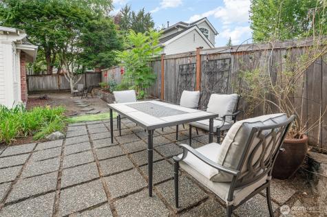 23144 NE 14th Court Sammamish WA 98074