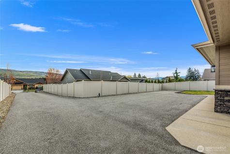 3512 Dianna Way Wenatchee WA 98801