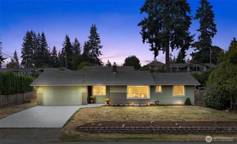 8806 Cascadia Avenue Everett WA 98208